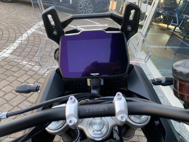 TIGER 900