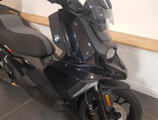 C 400 X