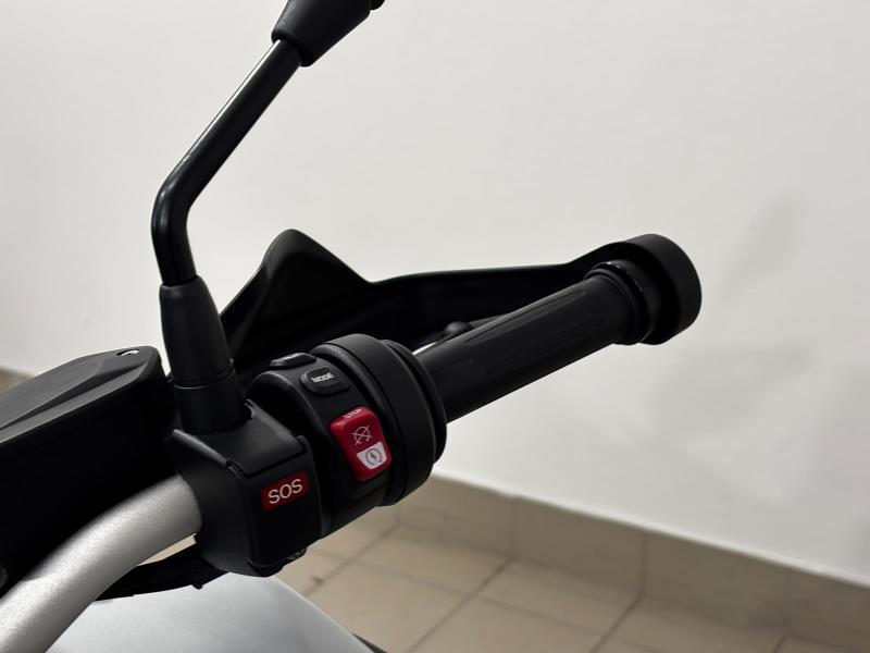 F 900 GS