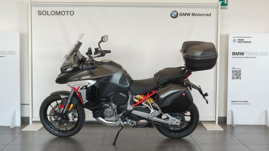 MULTISTRADA V4