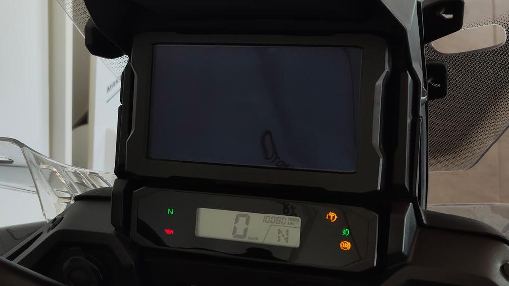NT 1100