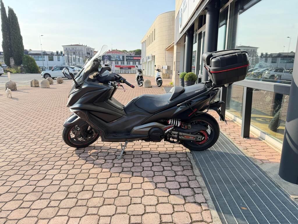 AK 550