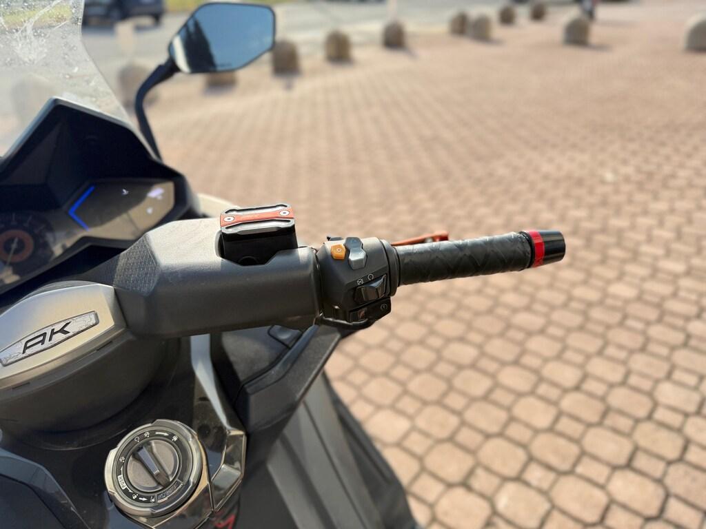 AK 550
