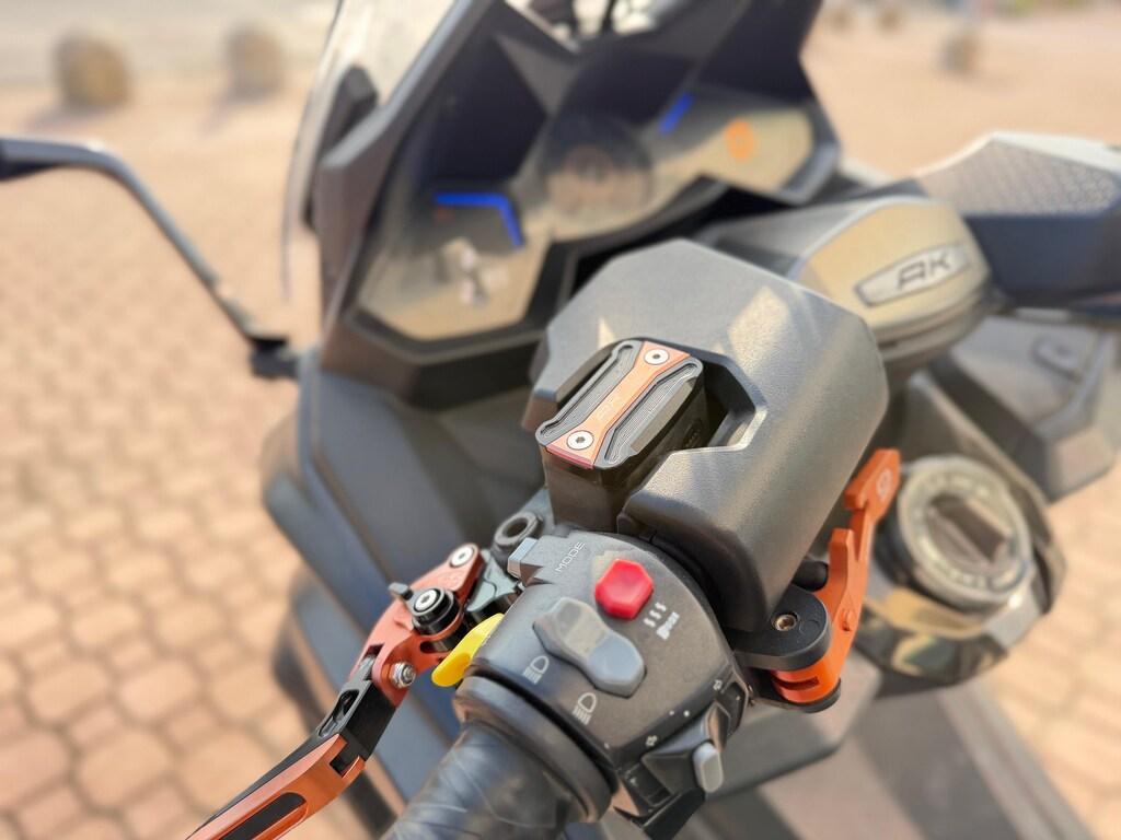 AK 550