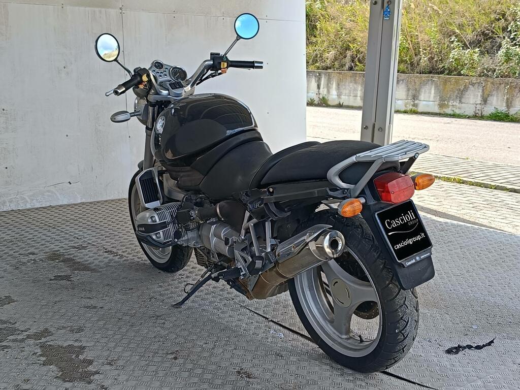 R 850 R