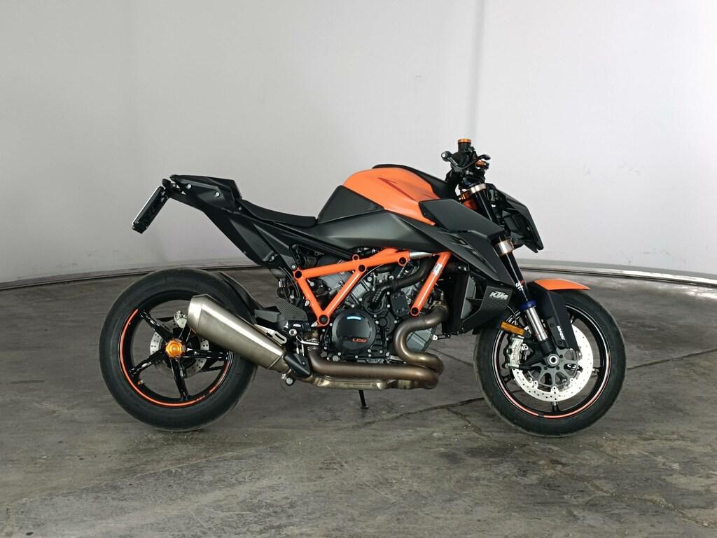 1390 SUPER DUKE