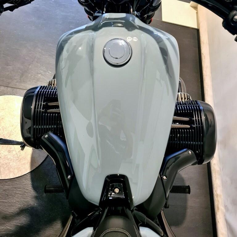R 18