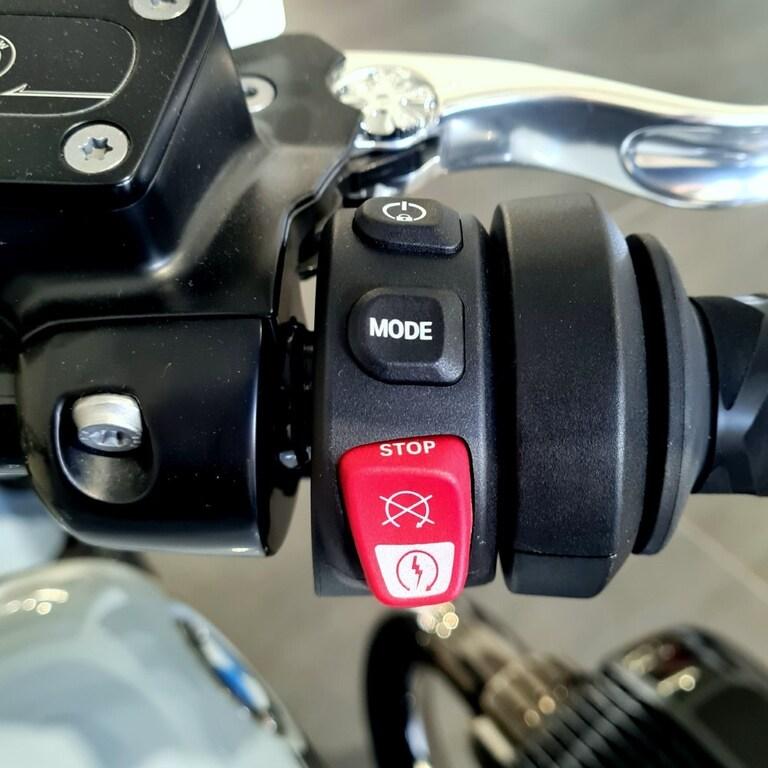 R 18