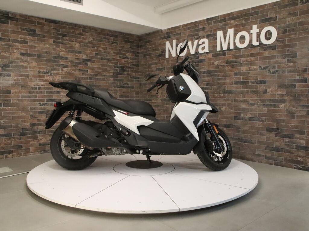 C 400 X