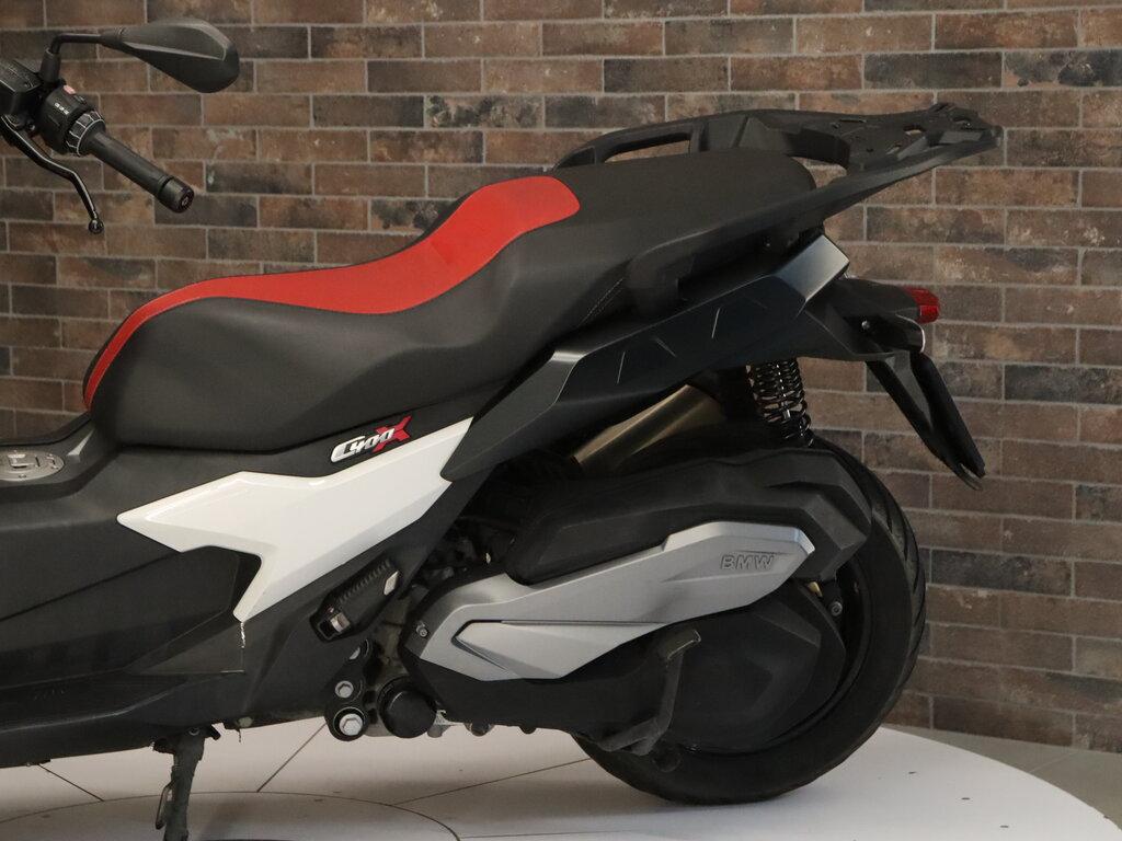 C 400 X