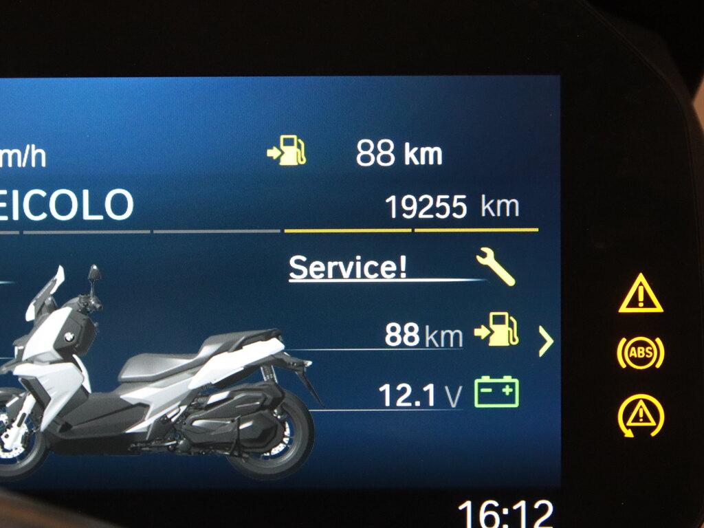 C 400 X