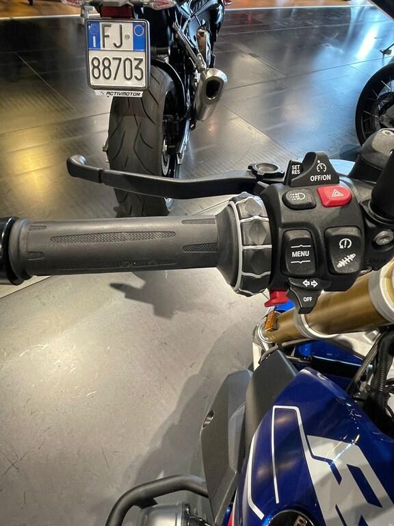 R 1250 R