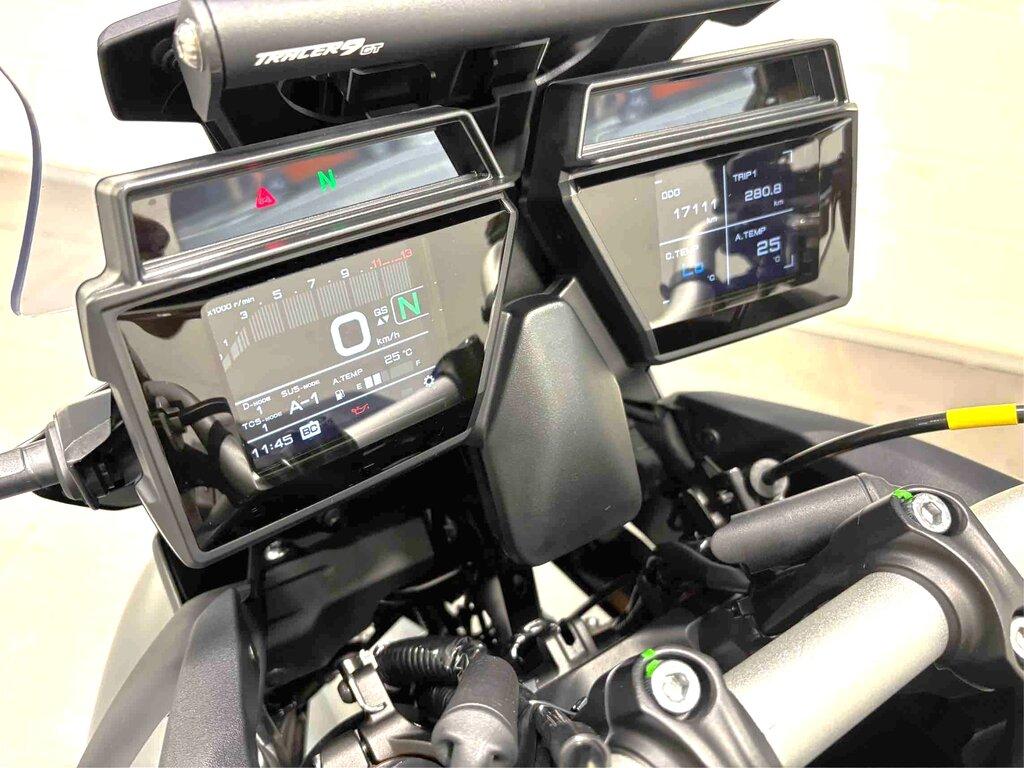 TRACER 900