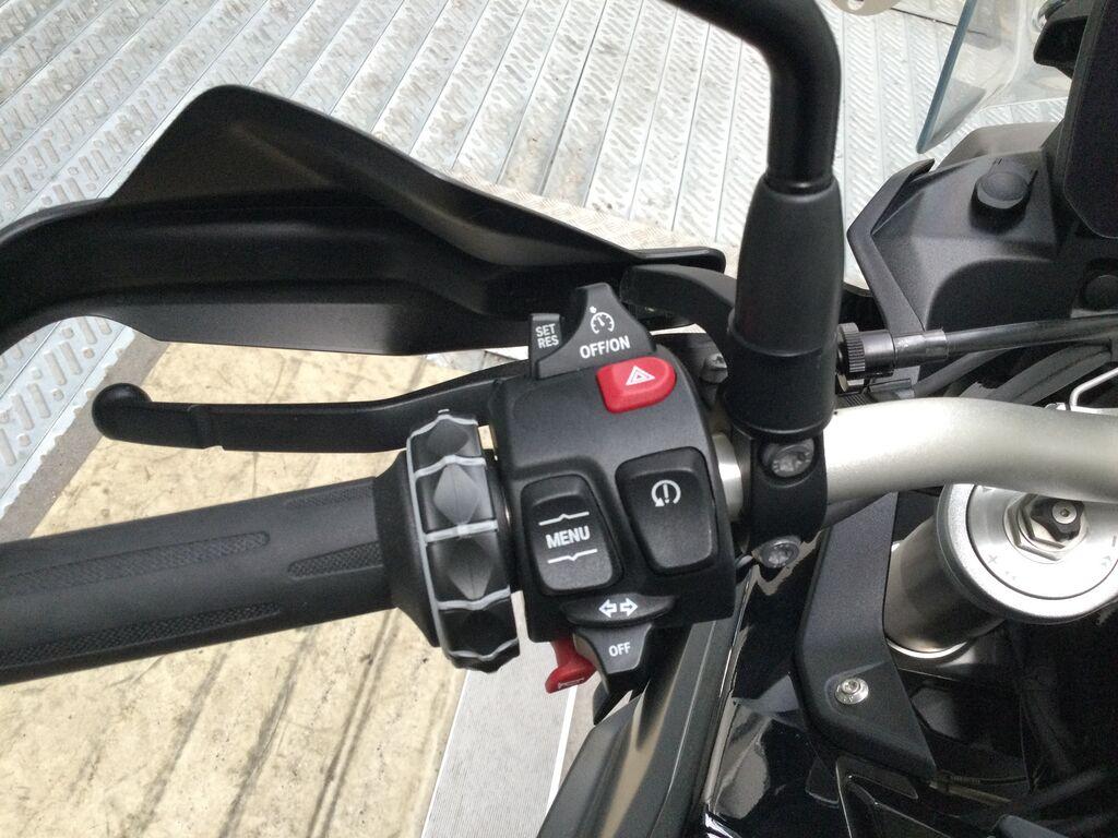 F 900 GS