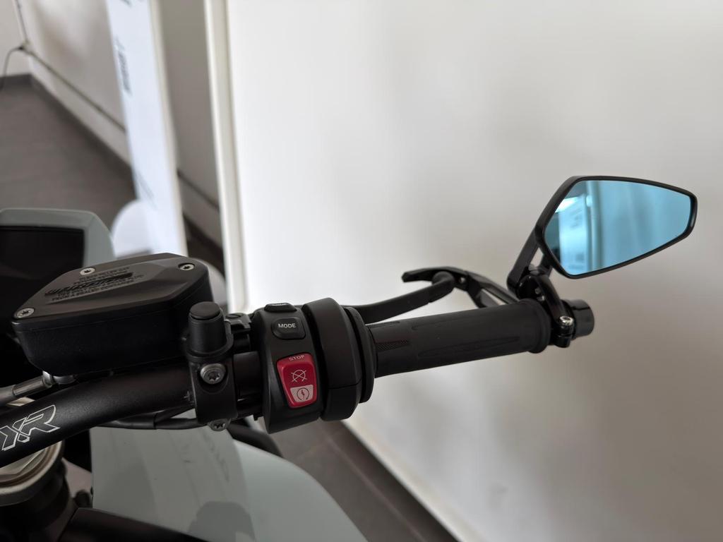 S 1000 XR