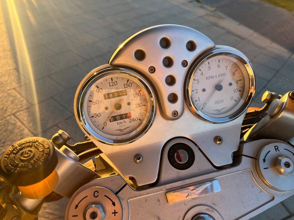 V11 1100 SPORT