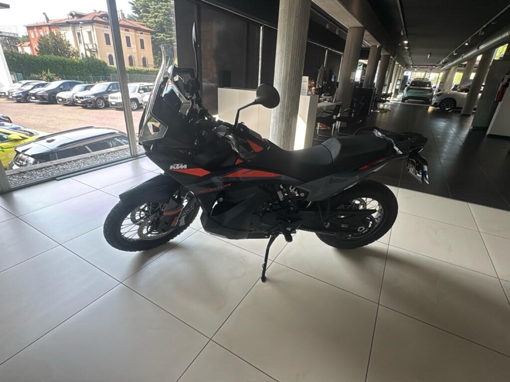 890 ADVENTURE