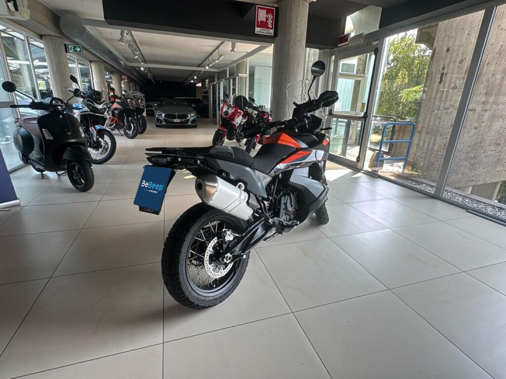 890 ADVENTURE