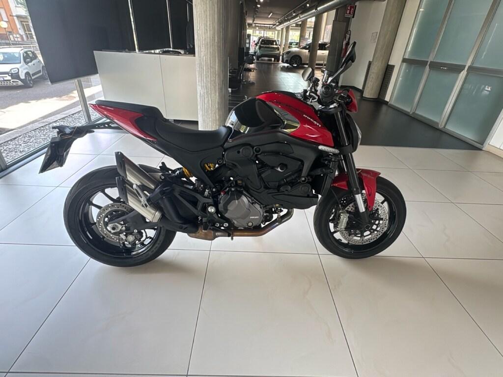MONSTER 950