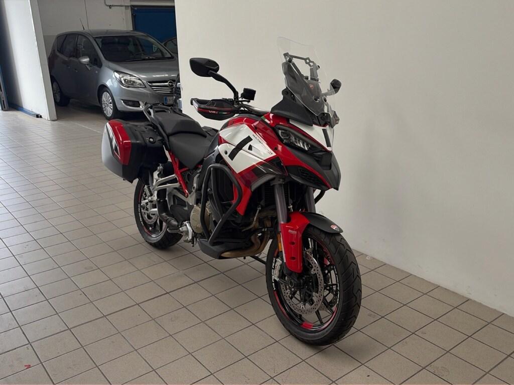 MULTISTRADA V4