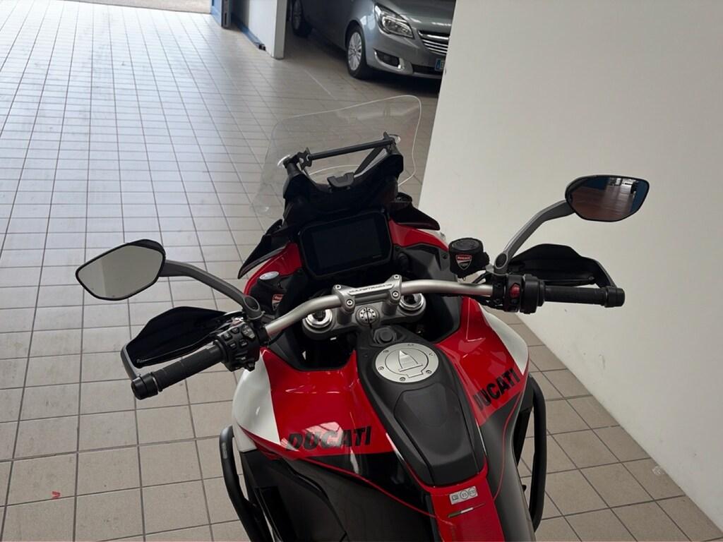 MULTISTRADA V4
