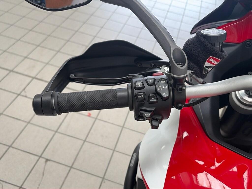 MULTISTRADA V4