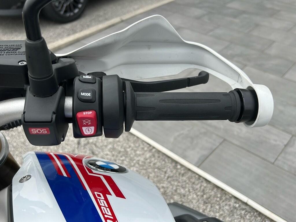 R 1250 R