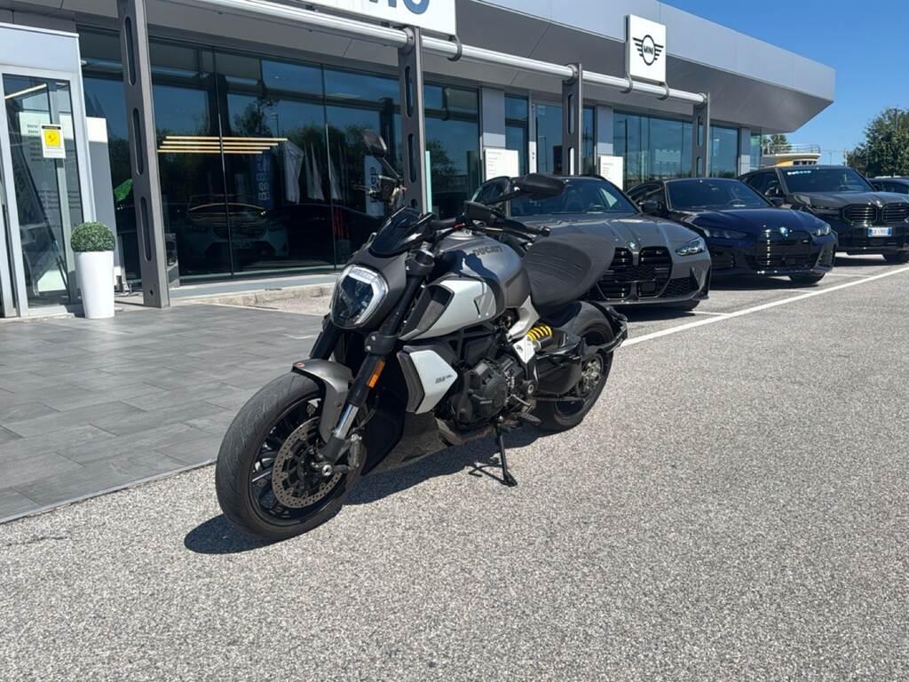 DIAVEL 1260