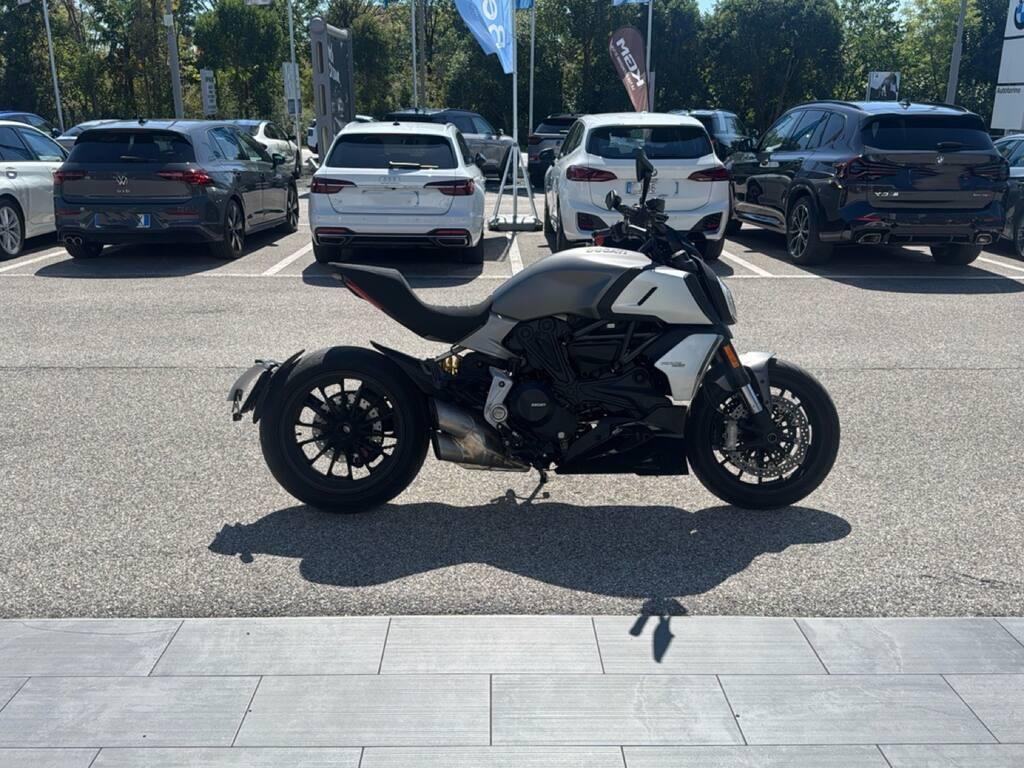 DIAVEL 1260