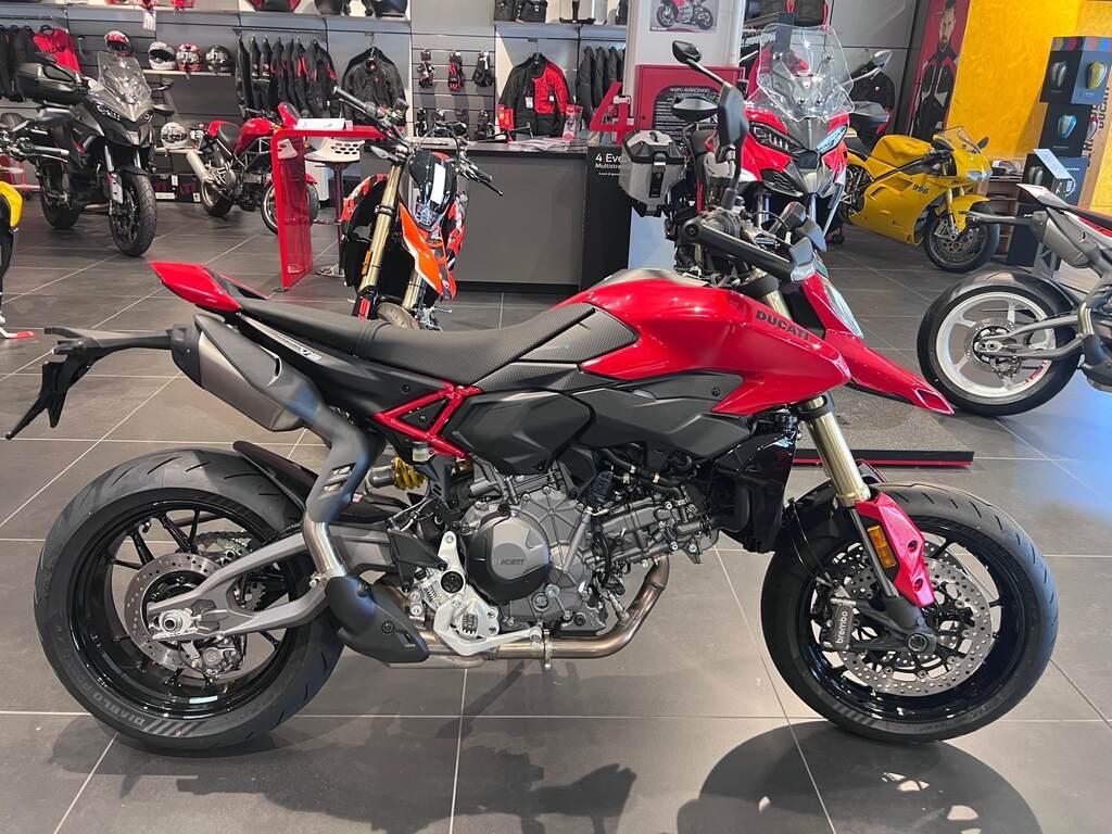 HYPERMOTARD V2