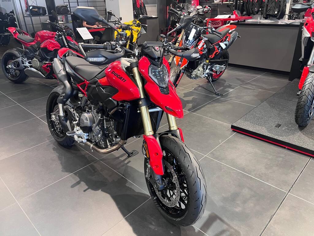 HYPERMOTARD V2
