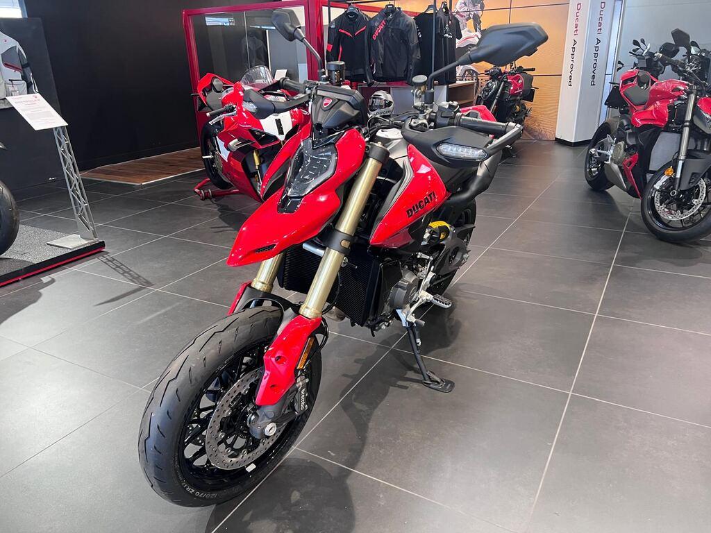 HYPERMOTARD V2