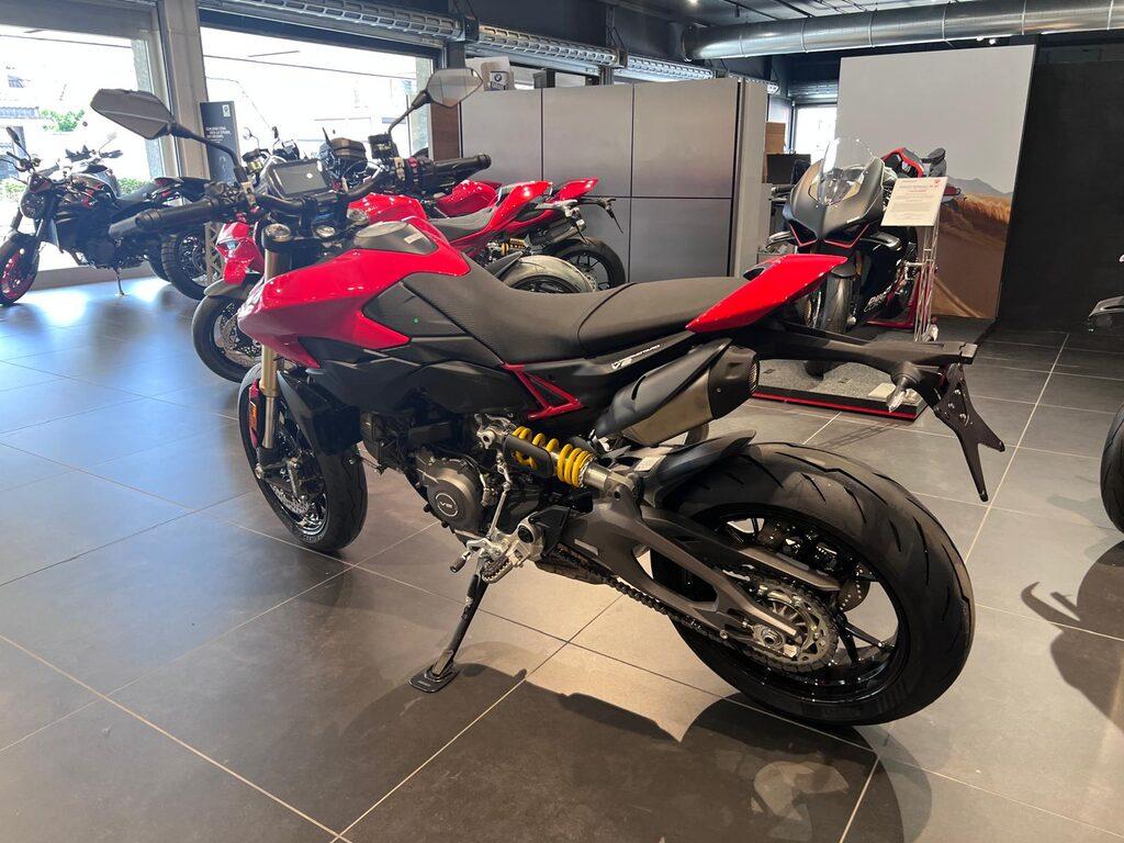 HYPERMOTARD V2