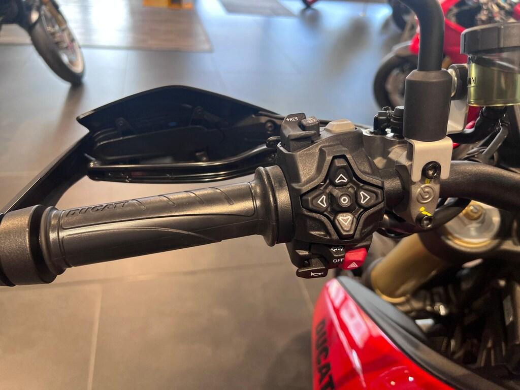 HYPERMOTARD V2