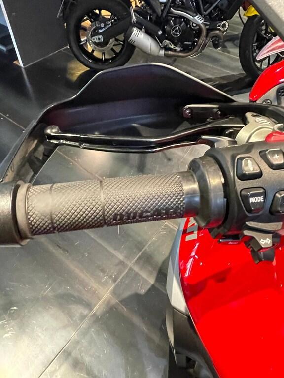MULTISTRADA V4