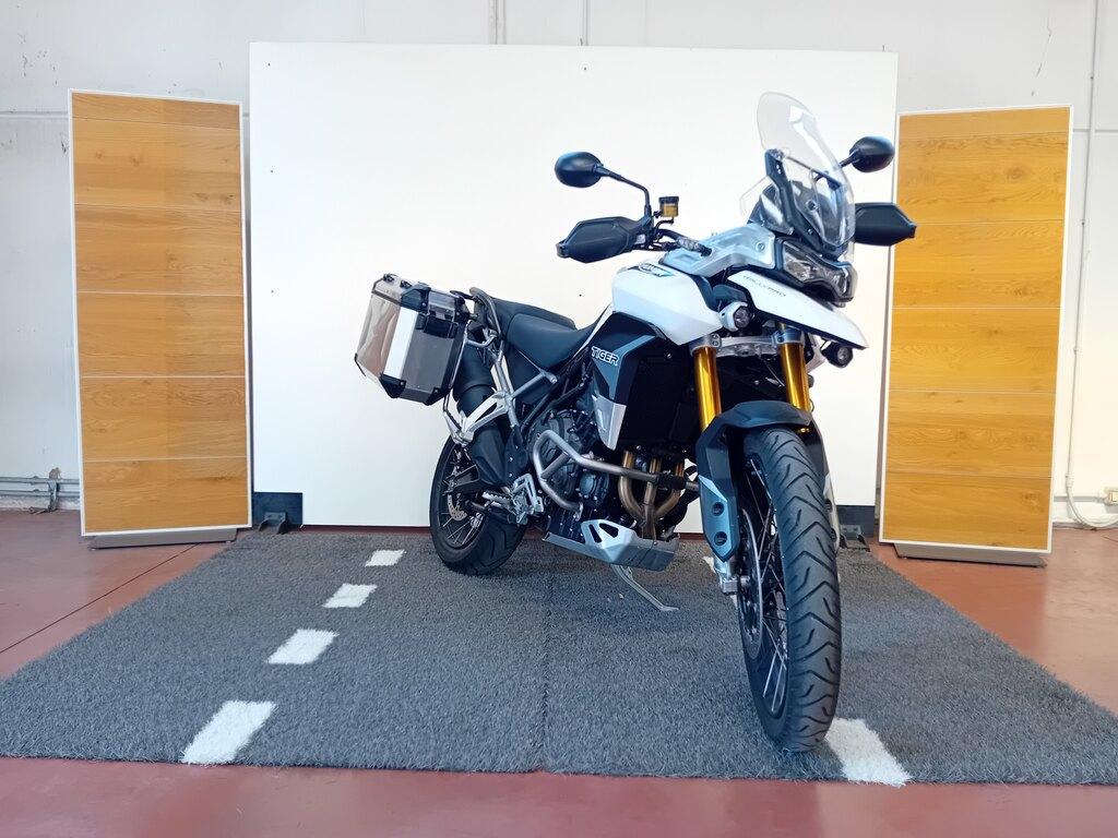 TIGER 900
