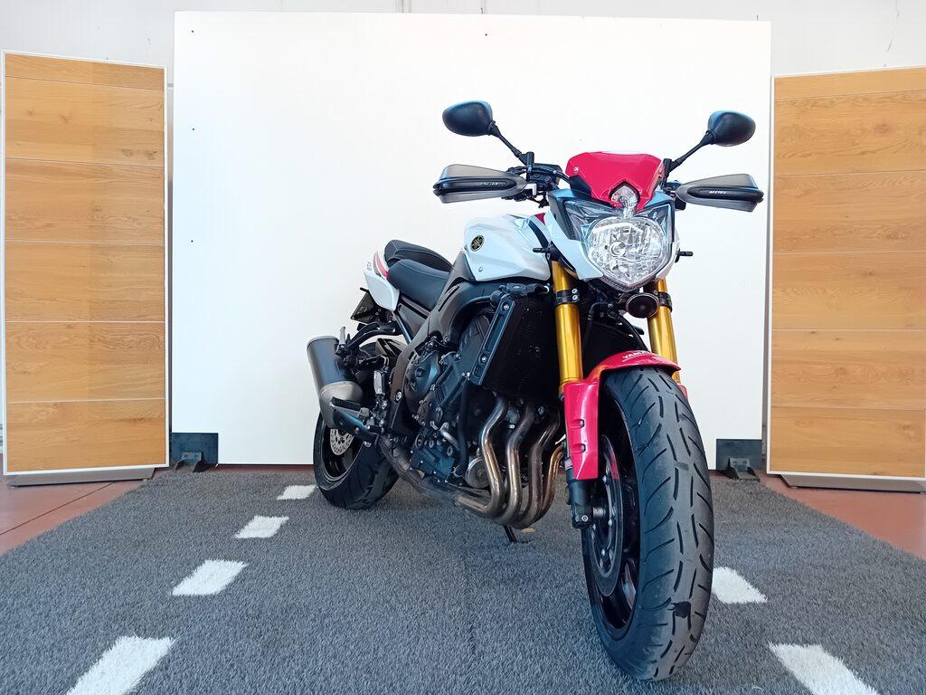 FZ8 780