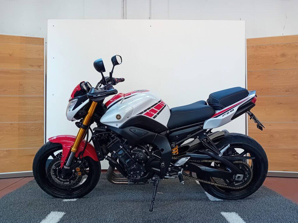 FZ8 780