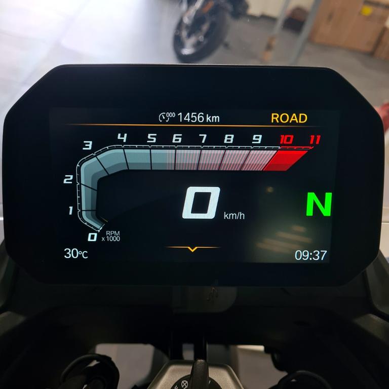 F 450 GS