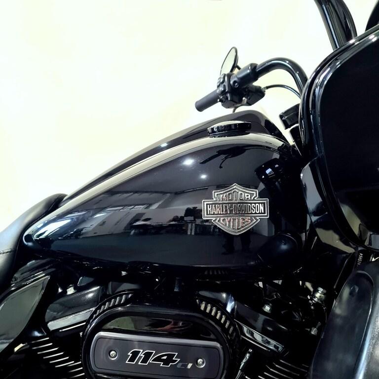 ROAD GLIDE 114 1868