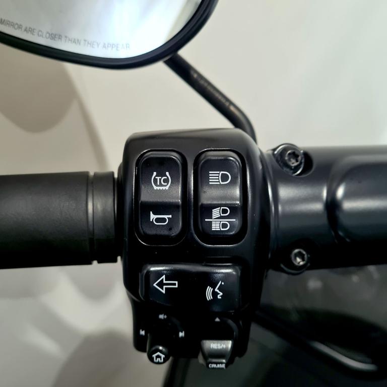 ROAD GLIDE 114 1868
