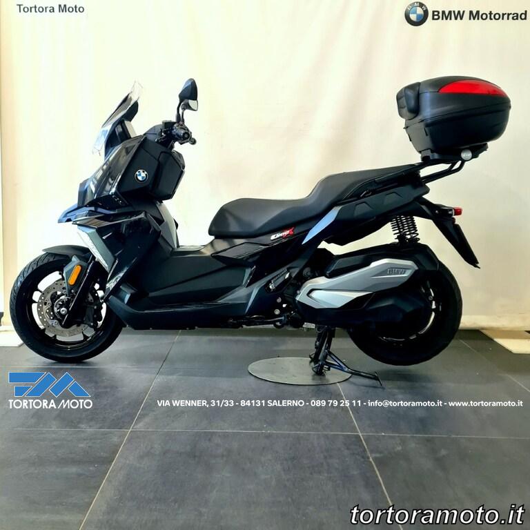 C 400 X