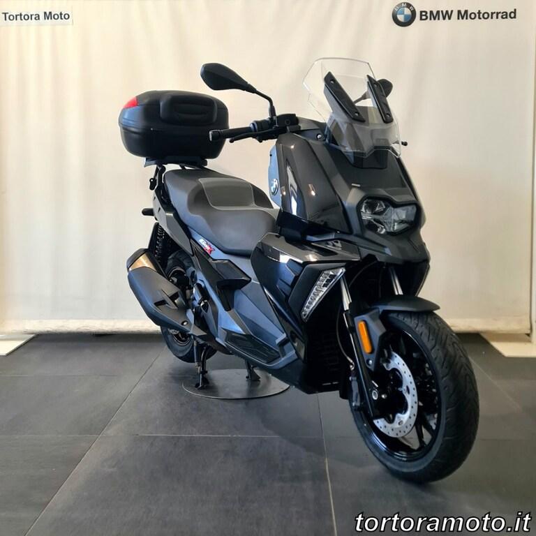 C 400 X
