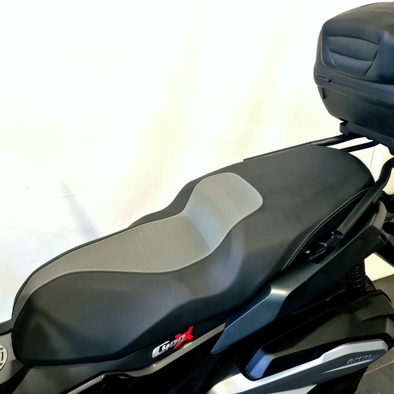 C 400 X