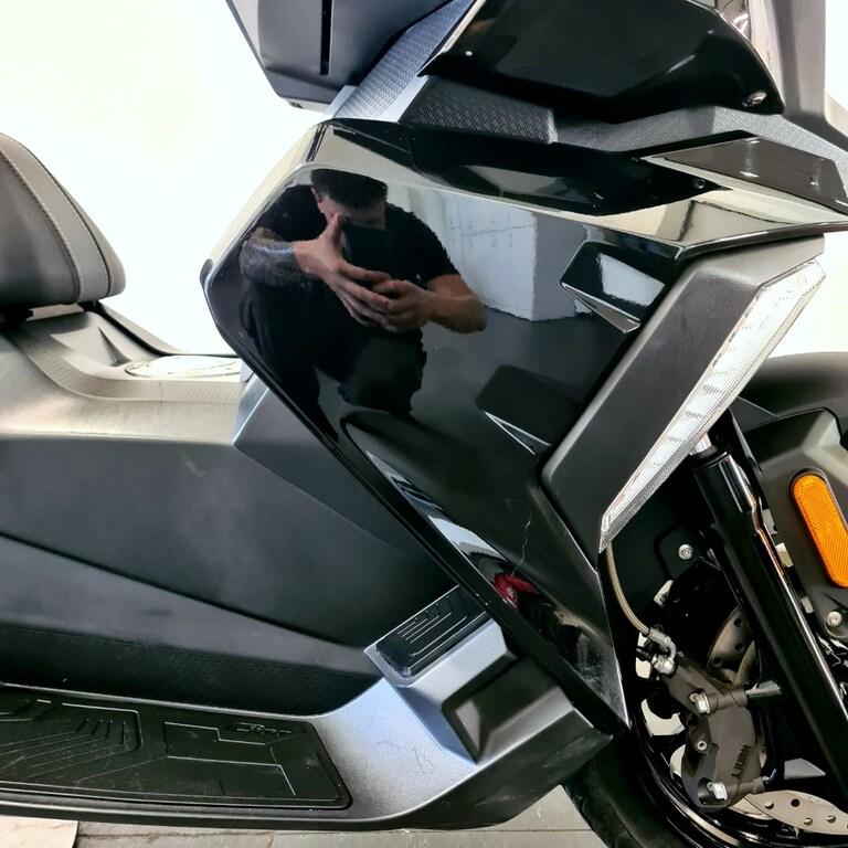 C 400 X
