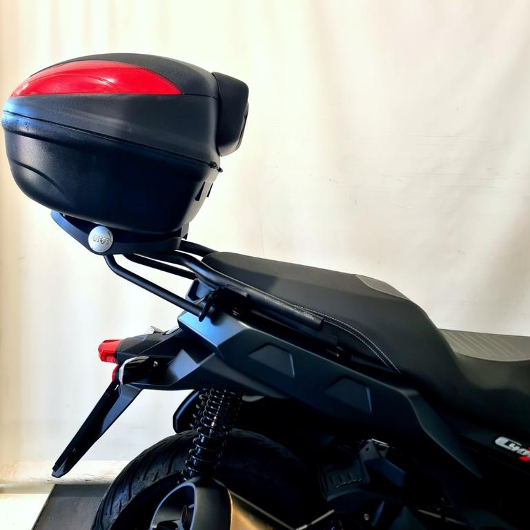 C 400 X