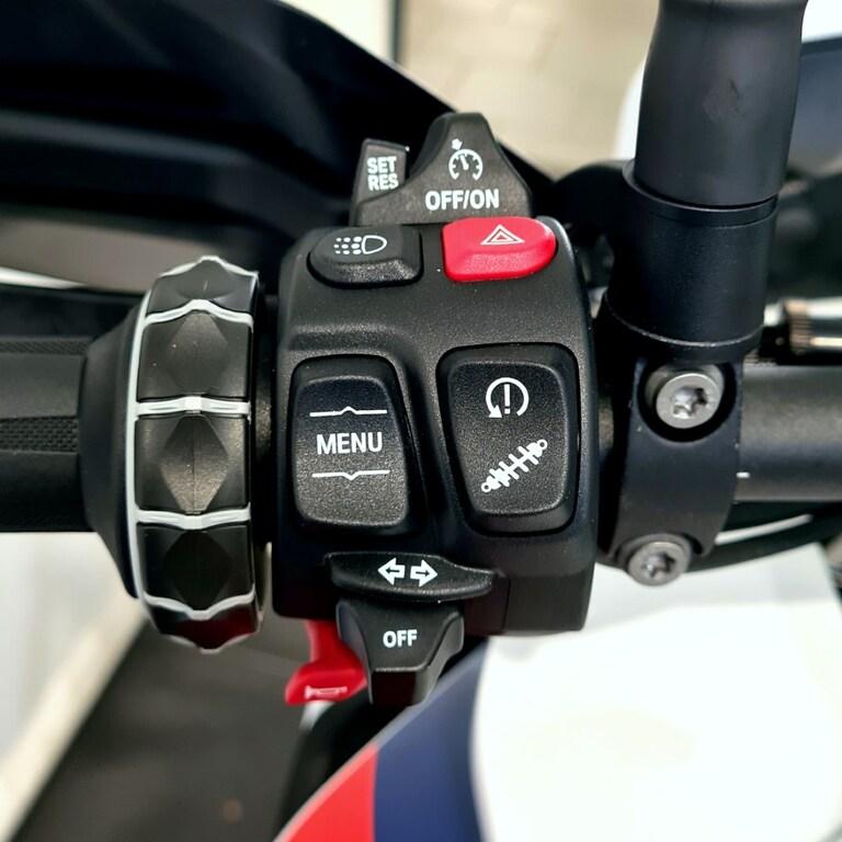S 1000 XR