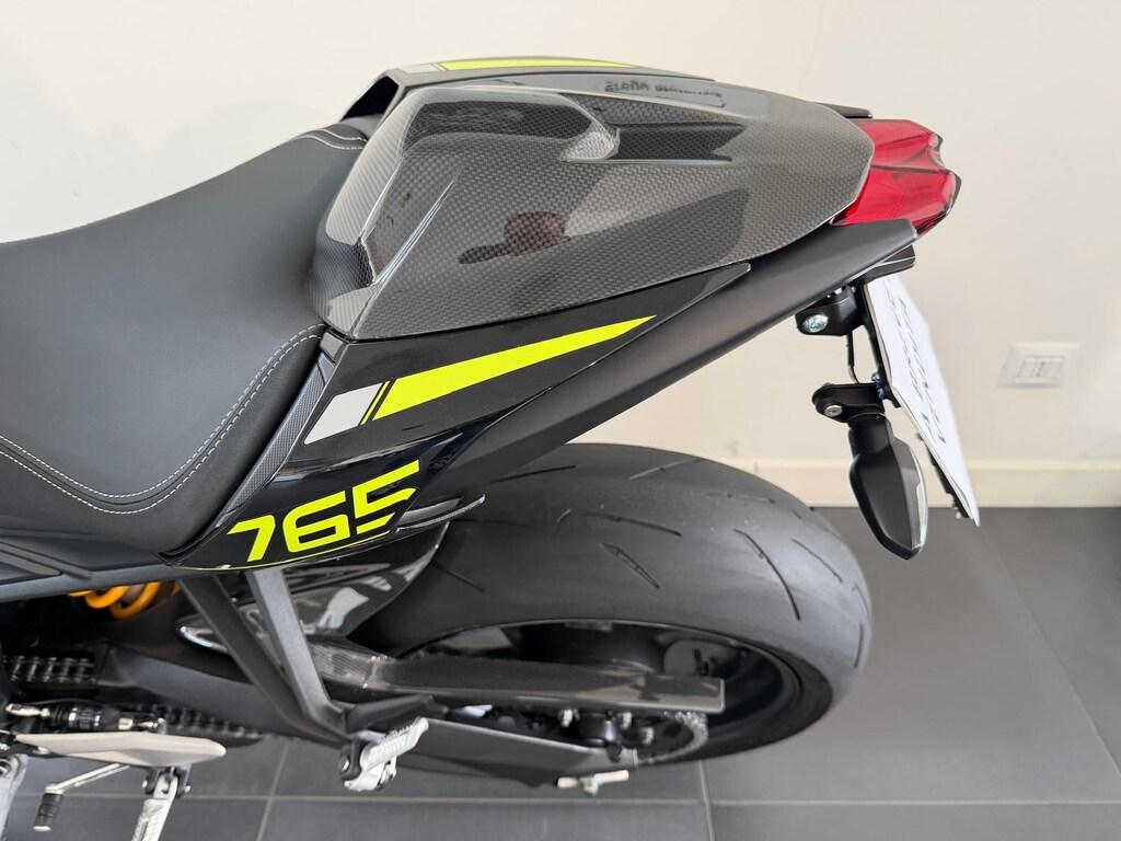 STREET TRIPLE 765