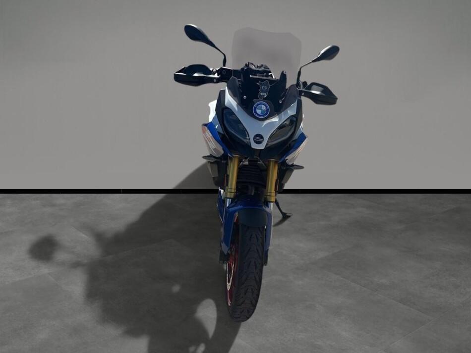 F 900 XR