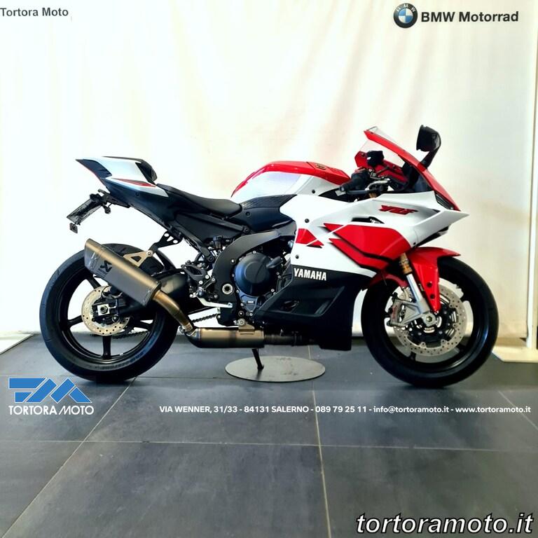 YZF R9 890